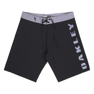 Bermuda Oakley Big Bark Preta