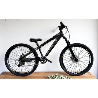 Bicicleta 26 Gta Rebel Freeride Single 7v Aro Vmaxx Freio a Disco Pneu Flame