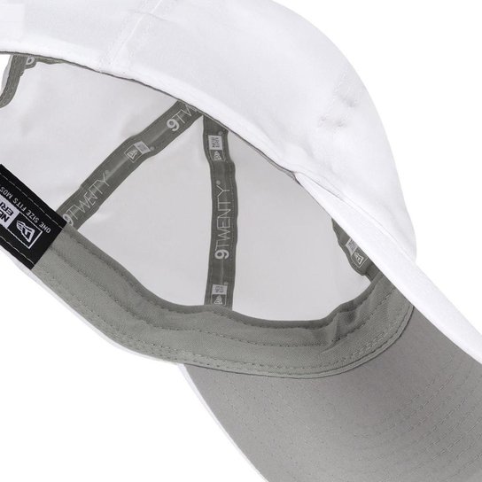 Boné New Era 9Twenty Performance Branco