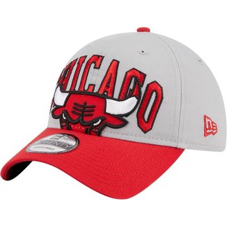 Boné New Era NBA Chicago Bulls Tip-off Aba Curva 9TWENTY 2023