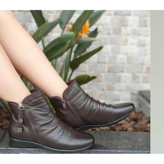 Bota Cano Curto Feminina Sola Flat Leve Conforto Couro Soft Dia a Dia K0703