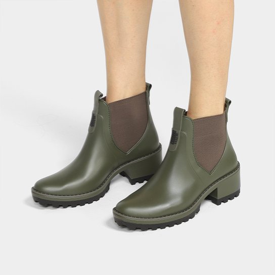 Bota Chelsea Colcci Tratorada Feminina
