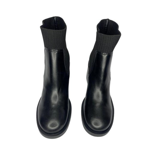 Bota Schutz Preto