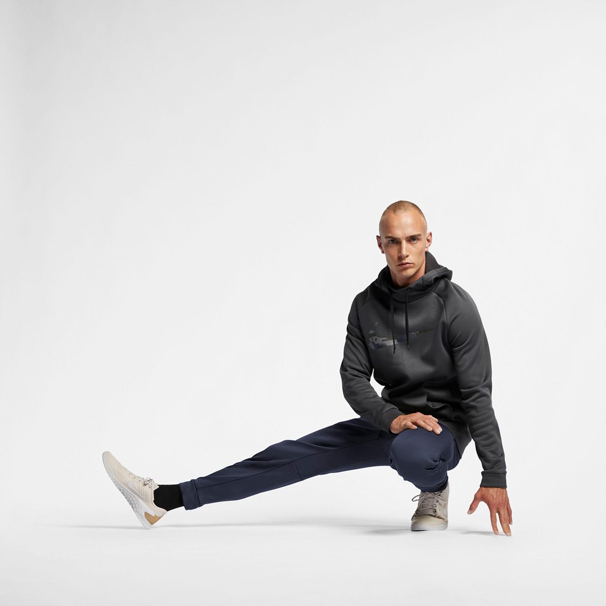 calca moletom nike therma