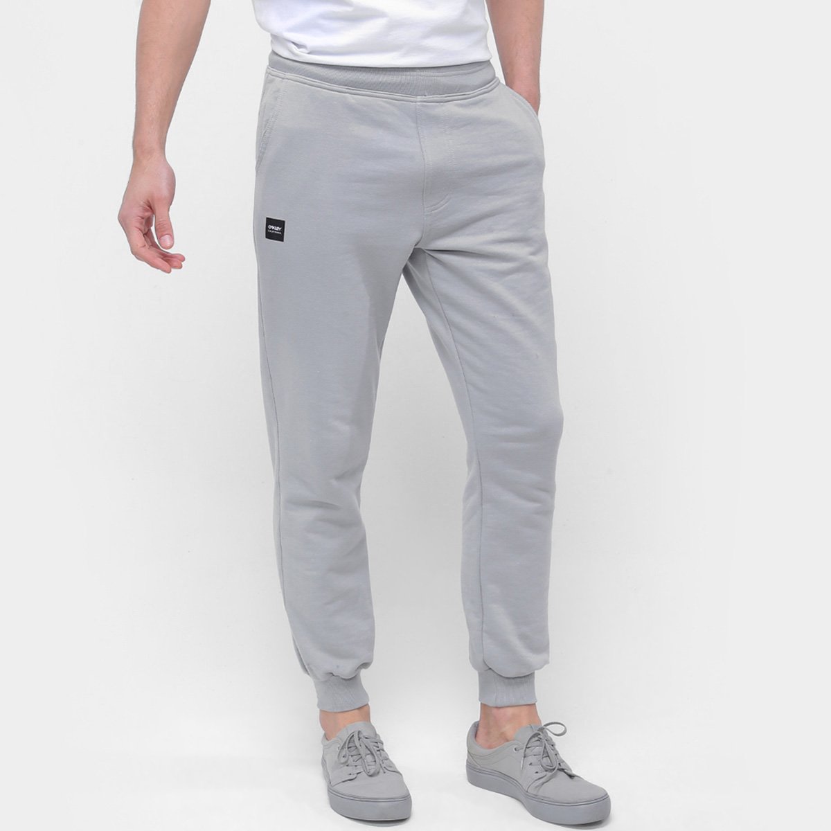 calça cinza claro masculina