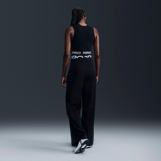 Calça Nike Dri-FIT Bliss Feminina