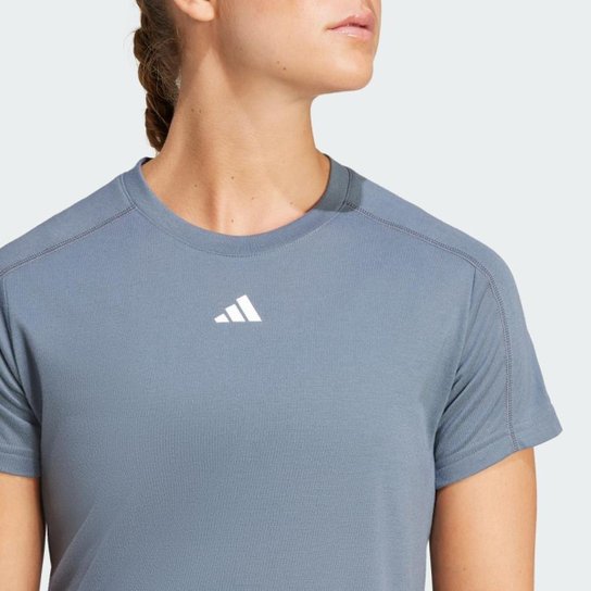 Camiseta Adidas Essentials Crew Feminino