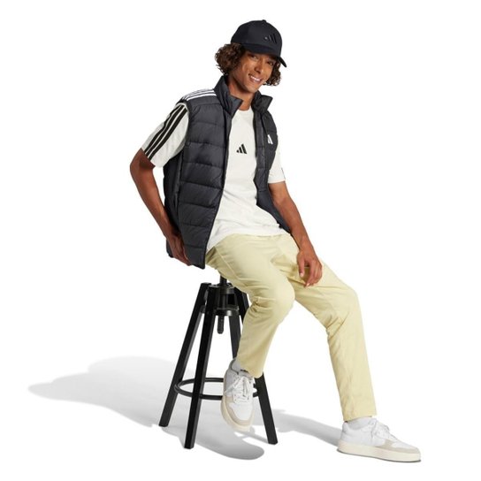 Camiseta Adidas Masculina Malha Simples Essentials Três Listras