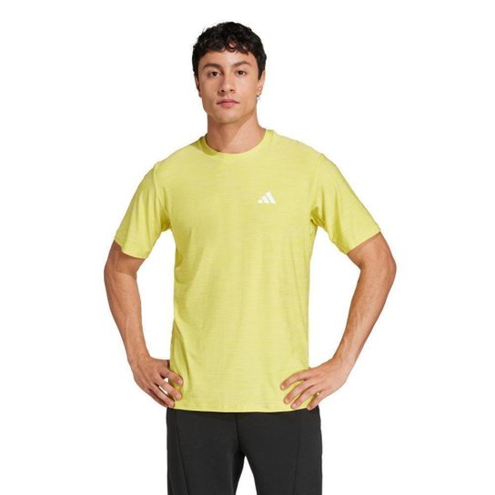 Camiseta Adidas Treino Alongamento Train Essentials Masculina