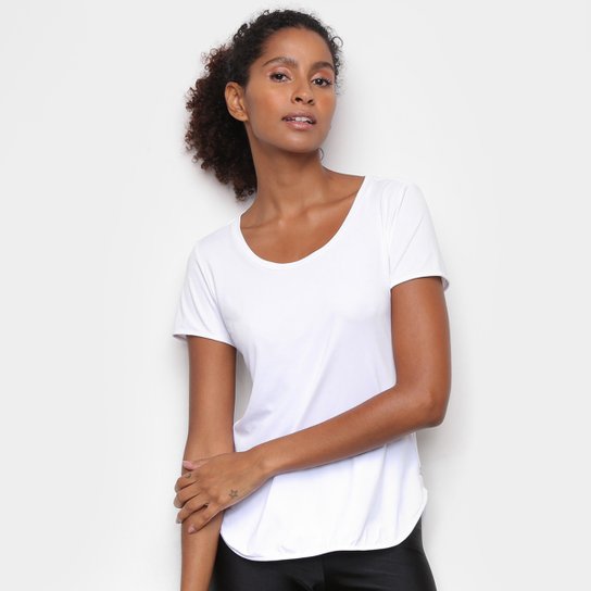 Camiseta Alto Giro Skin Fit Alongada Feminina