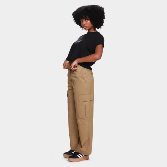 Camiseta Cropped Calvin Klein Casual Feminina