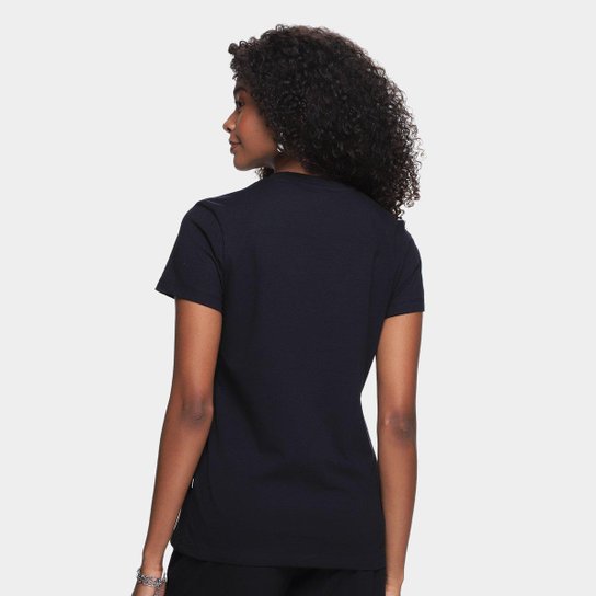 Camiseta Fila Basic Outline Feminina