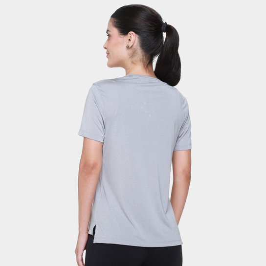 Camiseta Fila Basic Train II Feminina