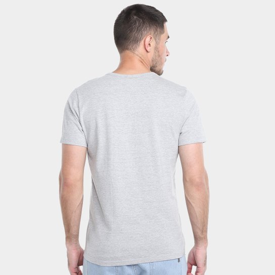 Camiseta Hering Slim Básica Masculina