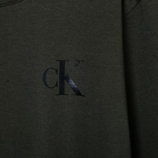 Camiseta Infantil Calvin Klein Logo Gel Manga Longa Menino