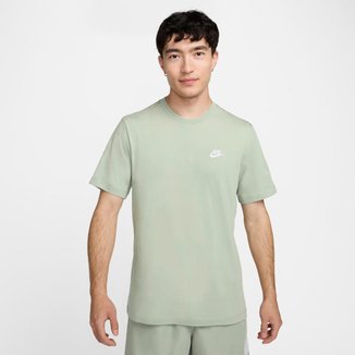 Camiseta Nike Sportswear Club Masculina