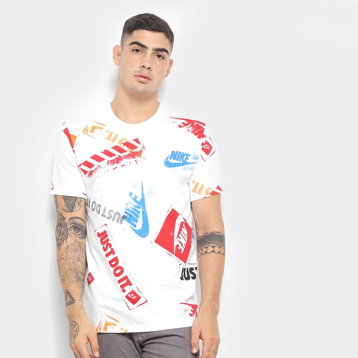 Camiseta nike colorida Clearance