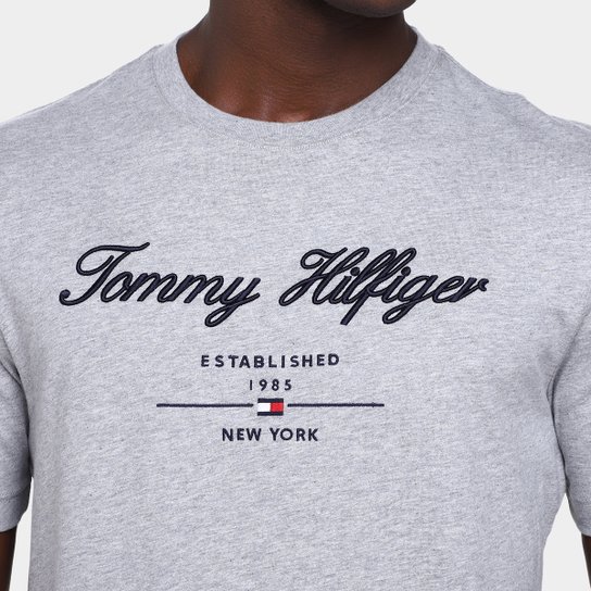 Camiseta Tommy Hilfiger Script Logo Masculina