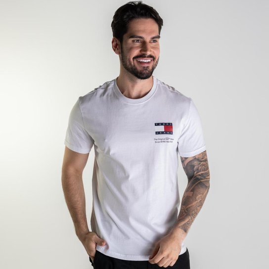 Camiseta Tommy Jeans Essential Flag Masculina