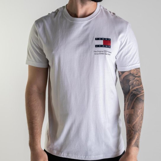 Camiseta Tommy Jeans Essential Flag Masculina