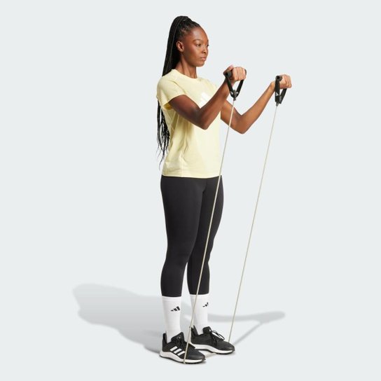 Camiseta Treino Adidas Train Essentials Big Performance Logo Feminina