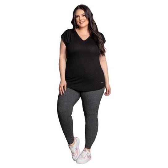 Camiseta Trinys Fluidity Essential Plus Size Feminina