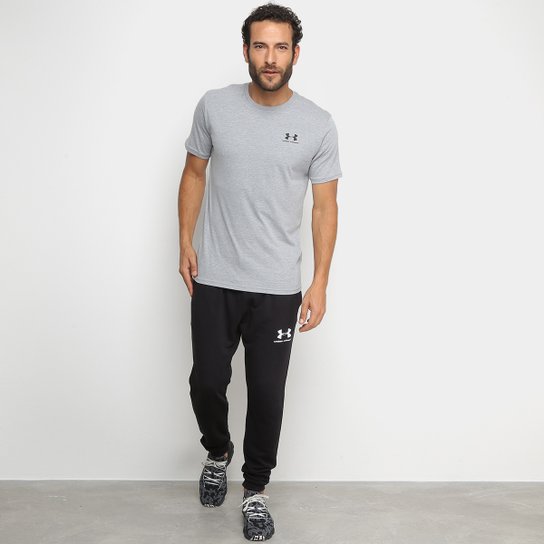 Camiseta Under Armour Left Chest Masculina