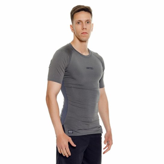 Camiseta United performance de compressão térmica Manga Curta Proteção Solar UV 50+