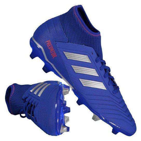 Featured image of post Chuteira Adidas Campo Botinha A chuteira society ideal para campos de grama baixa ou mesmo sem grana pois possuem travas menores
