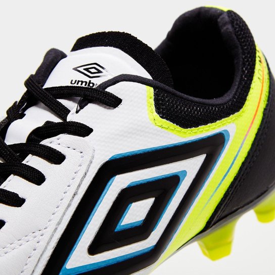 Chuteira Campo Umbro Adamant Master Class Pro Unissex