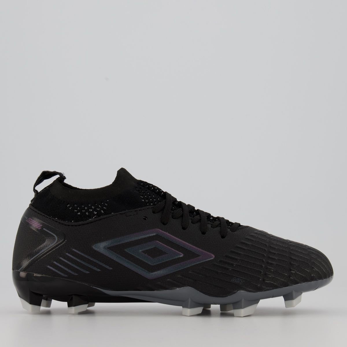 Chuteira Campo Umbro Soul II Knit