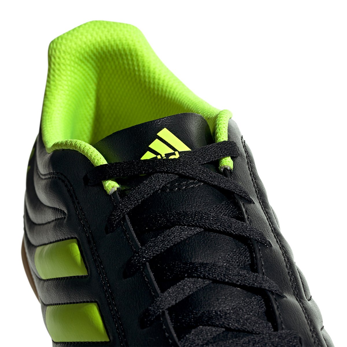 adidas copa preta e verde