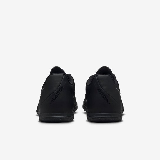 Chuteira Nike Phantom GX II Club Futsal