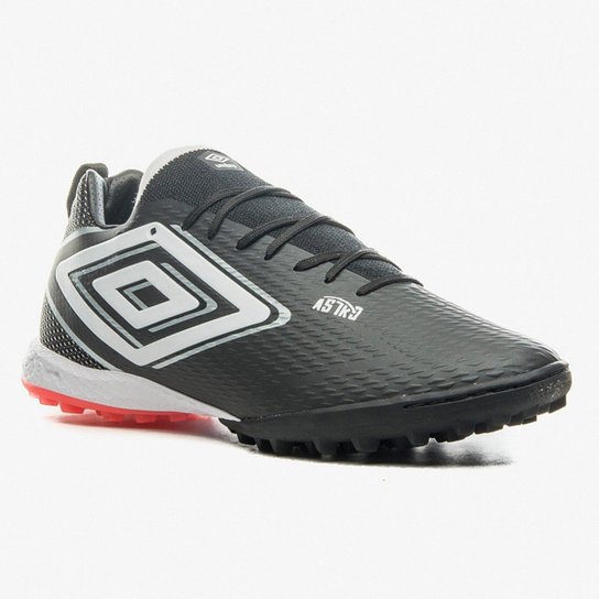 Chuteira Society Umbro Astro