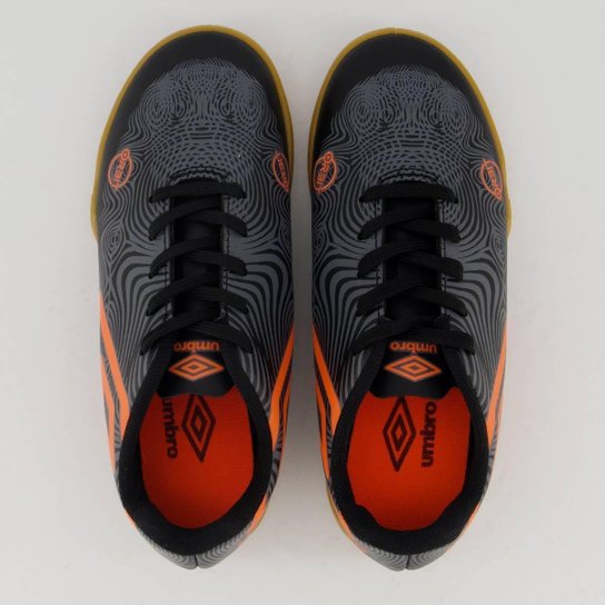 Chuteira Umbro Orbit Futsal Juvenil Preta e Laranja