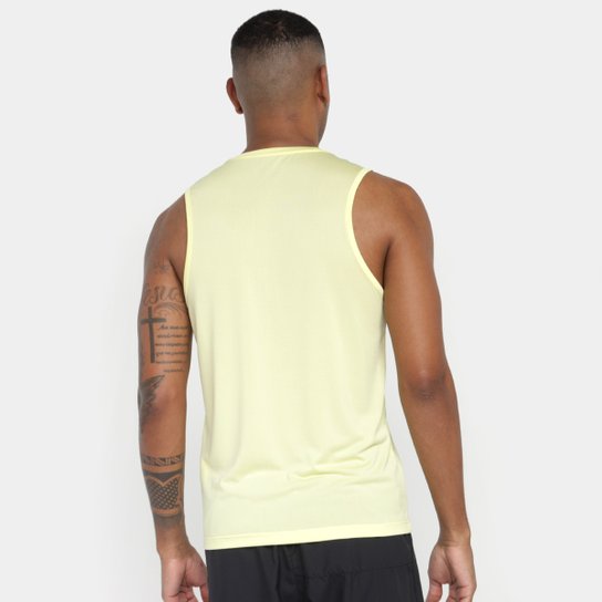 Regata Mizuno Nirvana Masculina