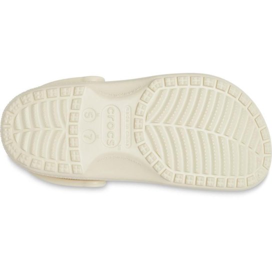 Sandália crocs classic bone
