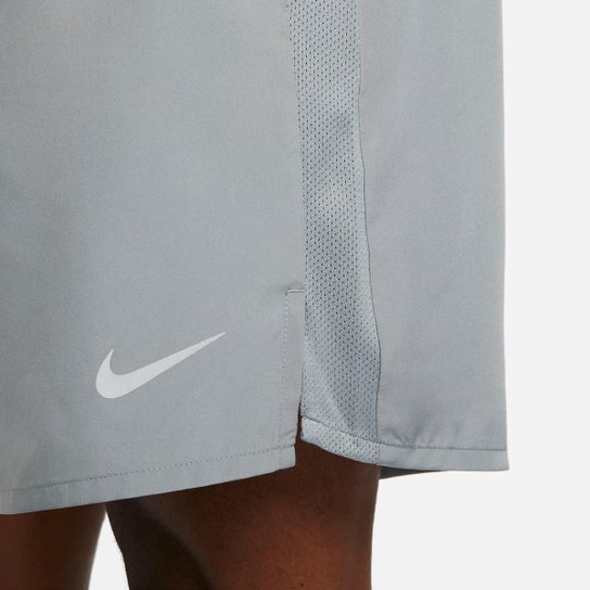 Shorts Nike Dri-FIT Challenger Masculino
