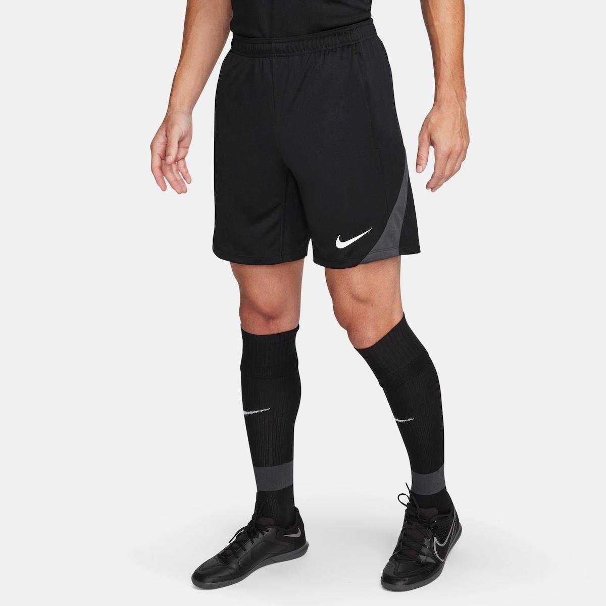Nike Dri-FIT スリムフィット ブラックショーツ Shorts Nike Dri-FIT Strike Masculino | Allianz Parque Shop