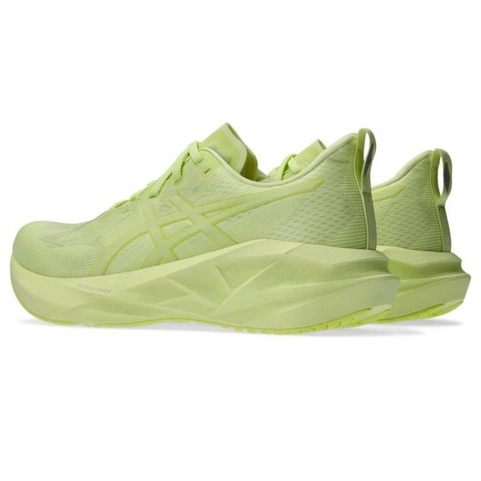 Tênis Asics Novablast 5 Luxe Masculino