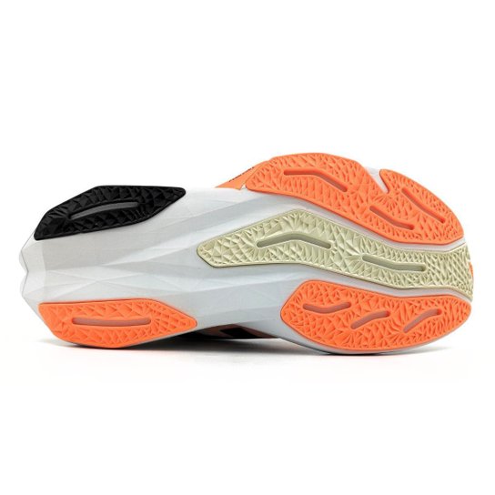 Tênis New Balance FuelCell Rebel V4 Feminino