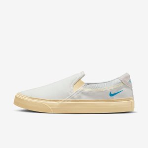 Imagem Tênis Nike Slip-On Court Legacy Feminino