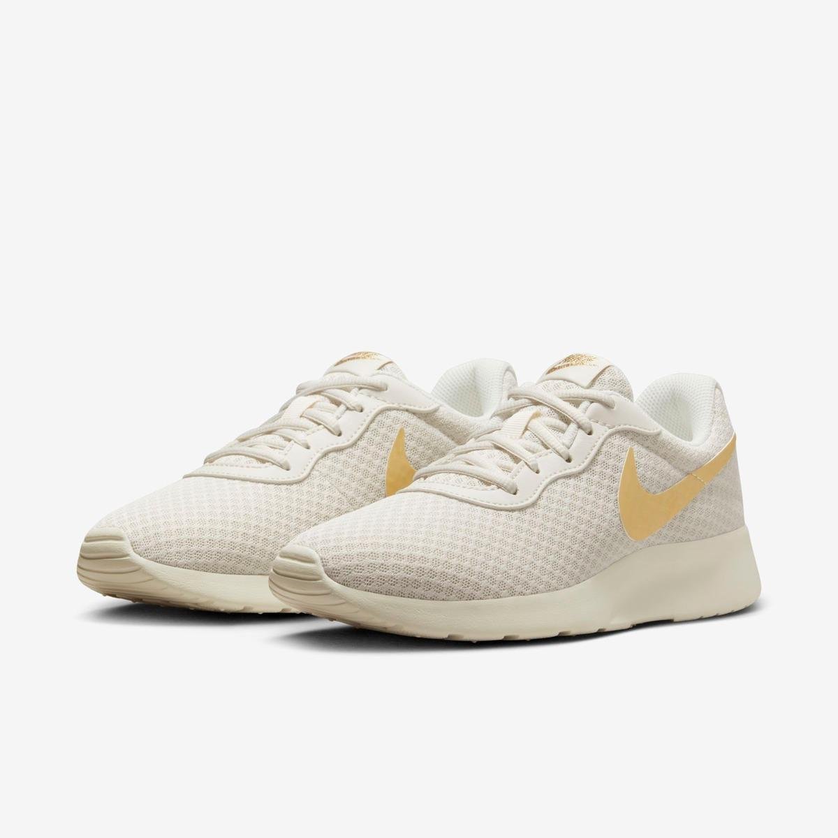 Tênis Nike Tanjun Feminino Allianz Parque Shop