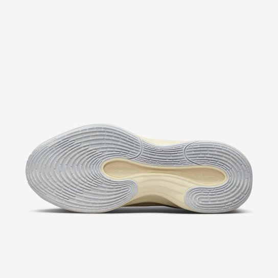 Tênis Nike Team Hustle Academy Masculino